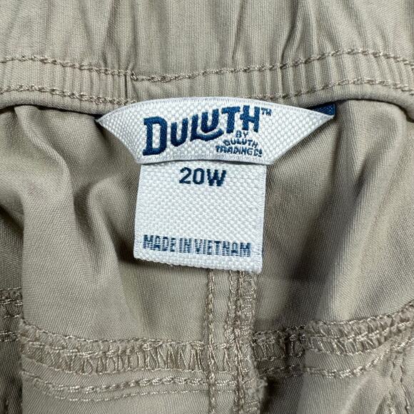 Duluth Trading Co Pants Womens 20W Tan Dry on the Fly Capri Cargo Nylon Hiking - Picture 4 of 13